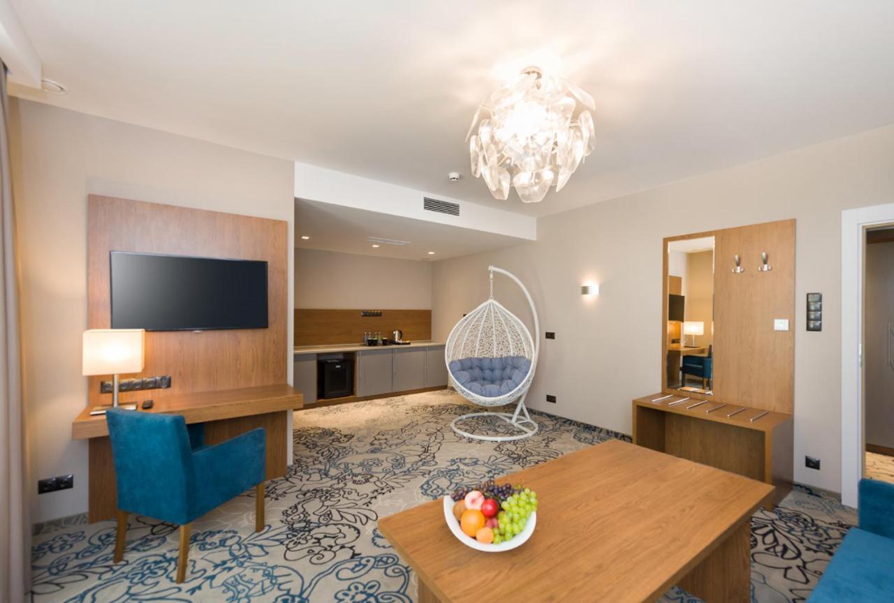 Rezydencja Sosnowa Luxury Hotel Janów Lubelski Exteriér fotografie
