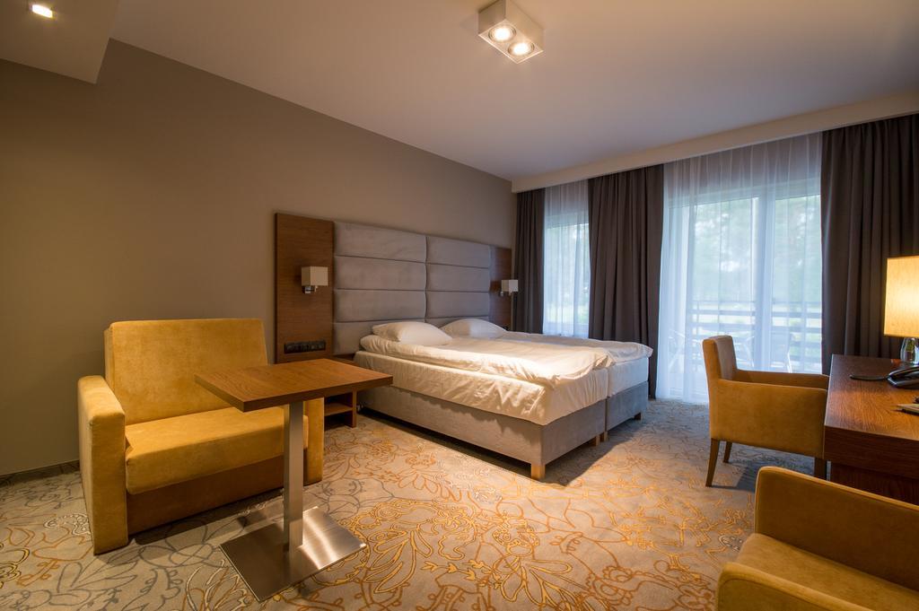 Rezydencja Sosnowa Luxury Hotel Janów Lubelski Exteriér fotografie