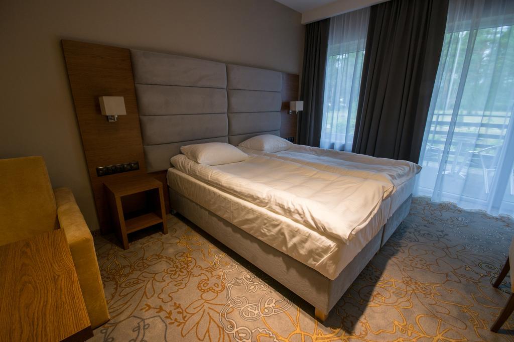 Rezydencja Sosnowa Luxury Hotel Janów Lubelski Exteriér fotografie